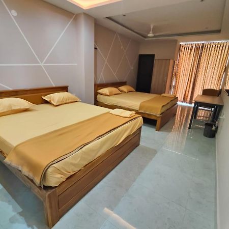 Sri Abirami Mahal Hotel Tiruvannamalai Ngoại thất bức ảnh